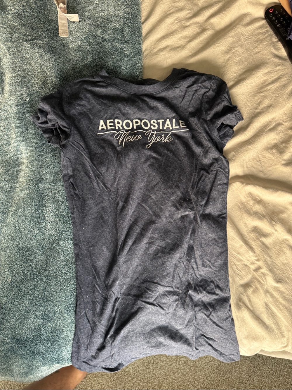 Aeropostale Women's Navy Long Sleeve 'Aeropostale New York' Graphic Tee